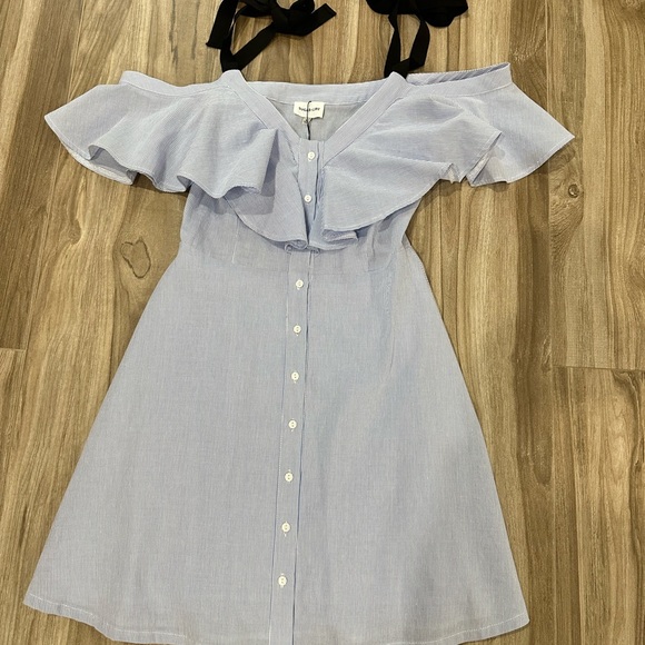 NWT Beautiful and feminine A-Line Sugar+Lips Light Blue Off-Shoulder Dress Sz S - Picture 4 of 16